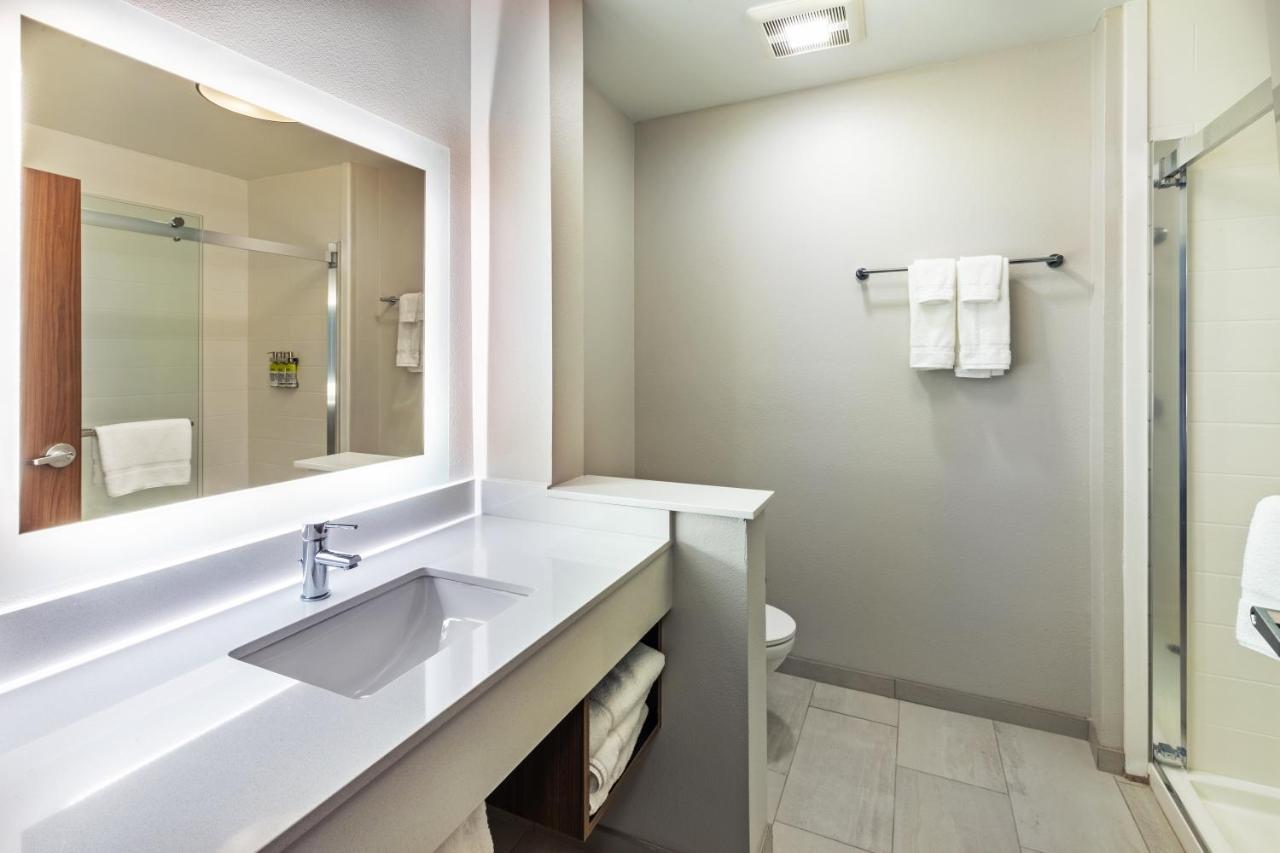 Holiday Inn Express & Suites - Parsons By Ihg Esterno foto